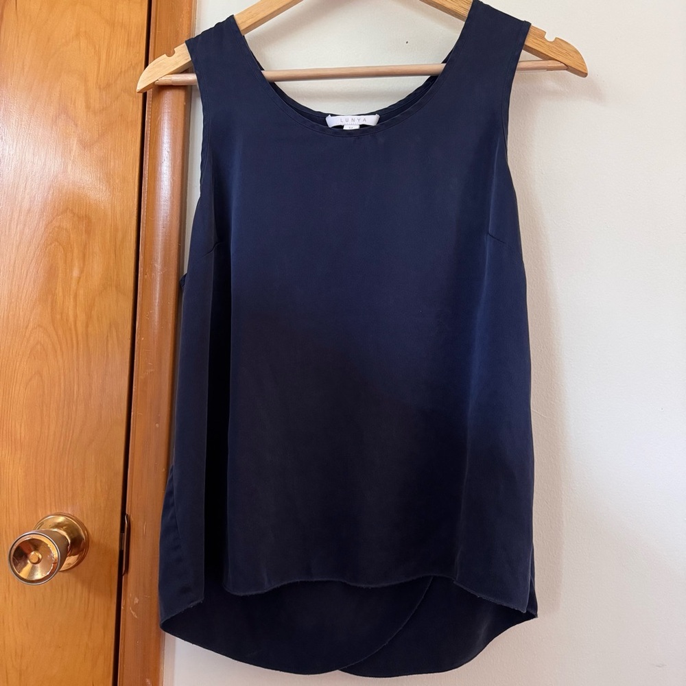Lunya Washable Silk Tulip Back Top, Navy, M